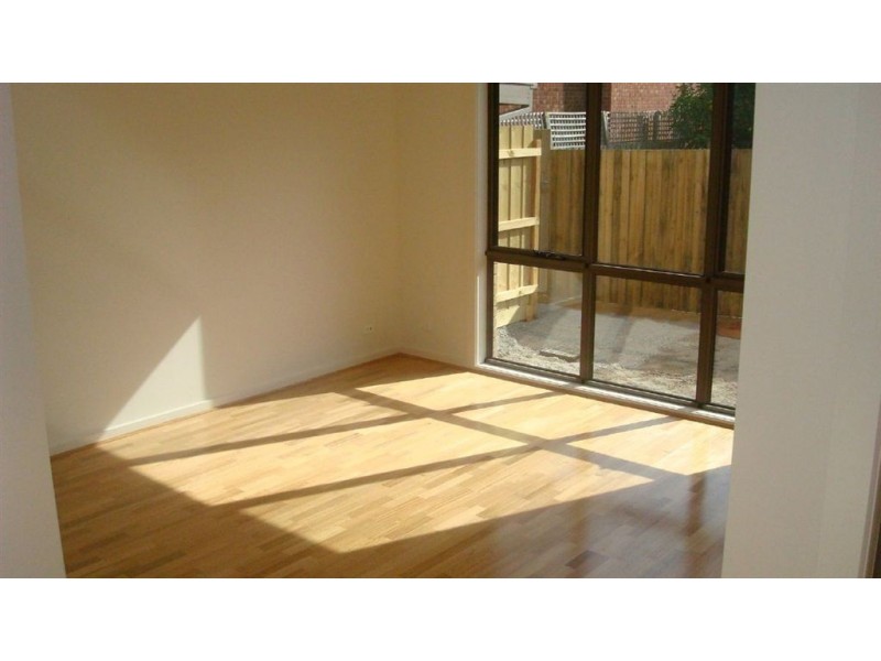 3/131 Clayton Road, Oakleigh East VIC 3166