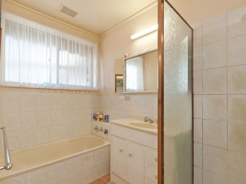 6 Clifton Court, Mulgrave VIC 3170