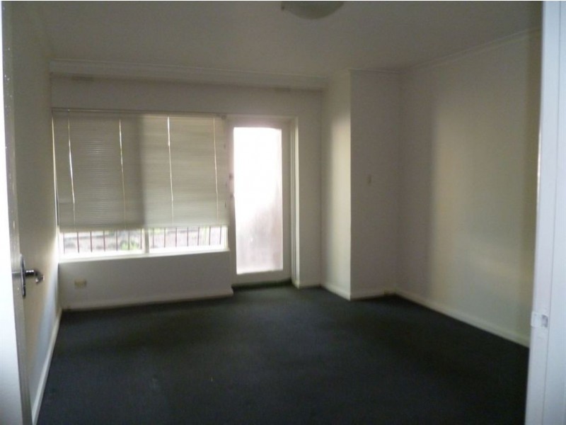4/10 Kelvin Grove, Springvale VIC 3171