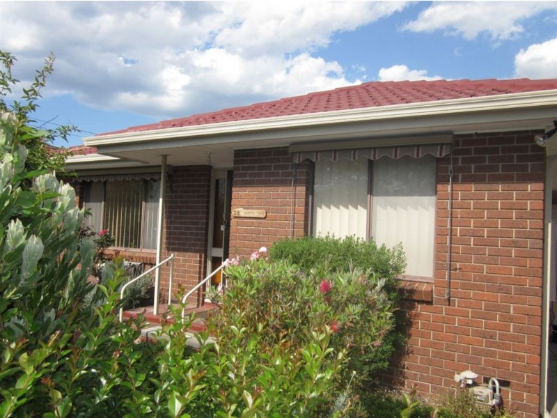 3/2 Oakes Avenue, Clayton South VIC 3169