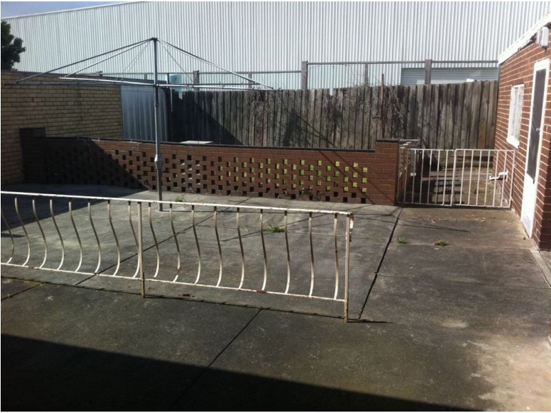 34 Cleary Court, Clayton South VIC 3169