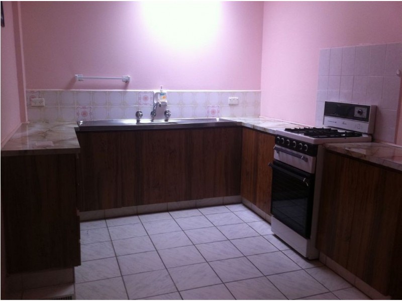 1/2 Moore Street, Clayton South VIC 3169