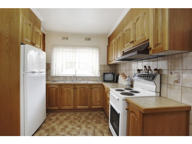 6 McGregor Street, Clayton VIC 3168