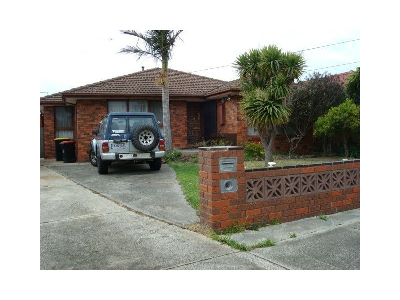 22 Bemboka Avenue, Clayton South VIC 3169