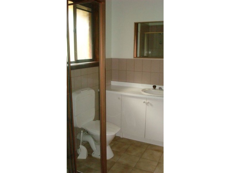 1/15 Railway Parade, Seaford VIC 3198