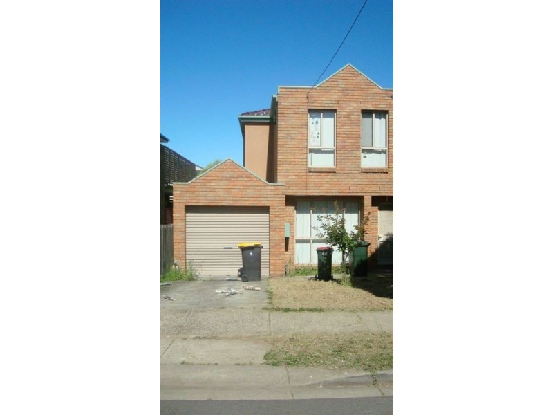 2/8 Arnott Street, Clayton VIC 3168