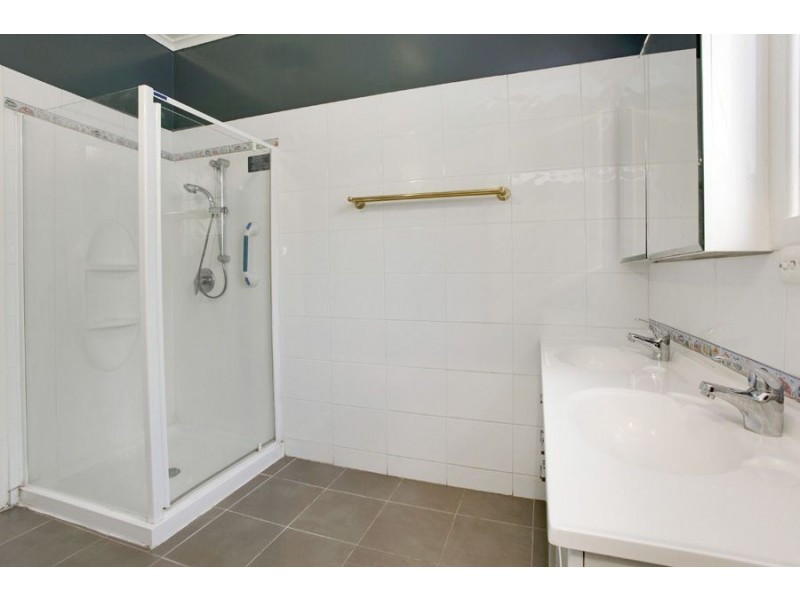 64 Marshall Avenue, Clayton VIC 3168