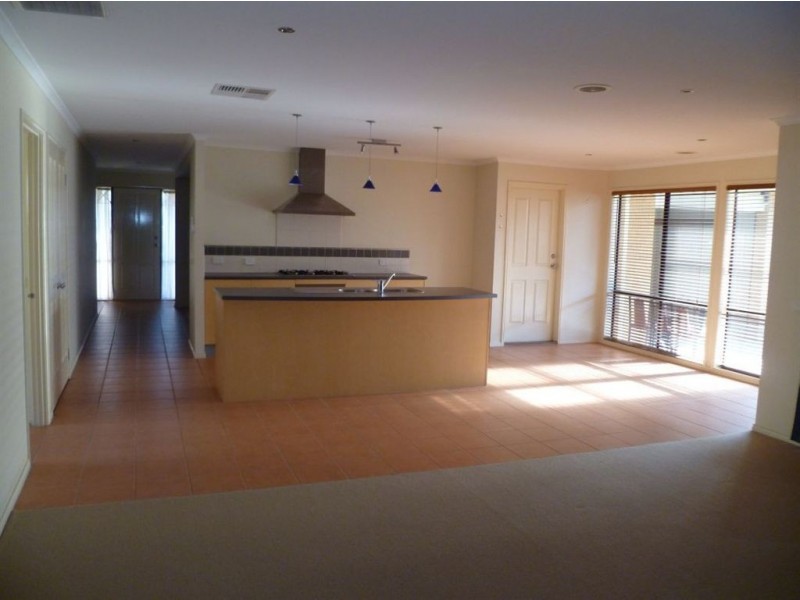 115 Moondarra Drive, Berwick VIC 3806