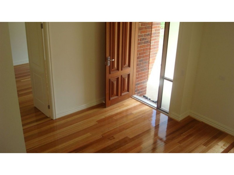 2/354 Haughton Road, Clayton VIC 3168