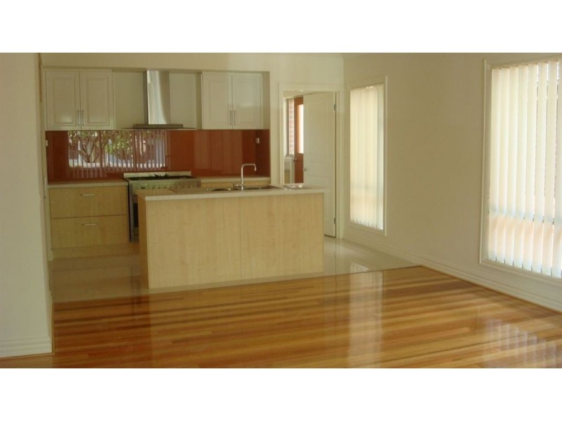 2/354 Haughton Road, Clayton VIC 3168