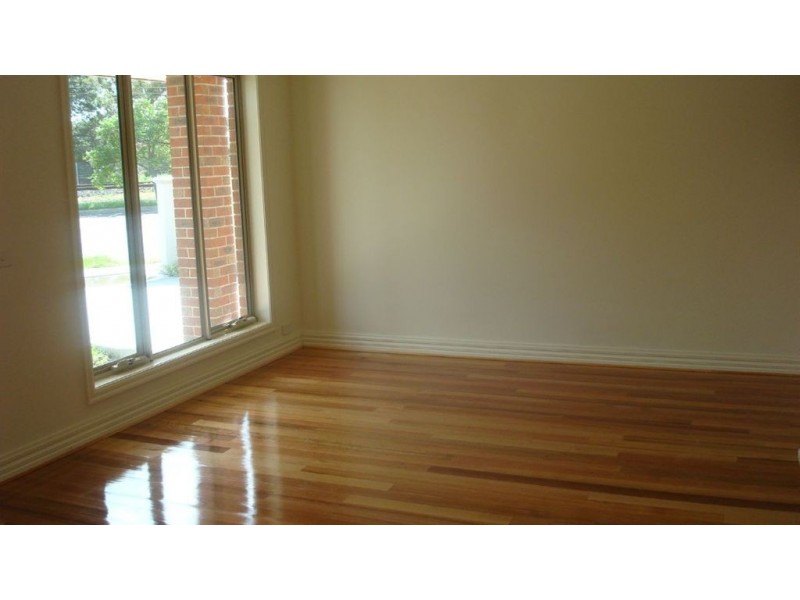 2/354 Haughton Road, Clayton VIC 3168