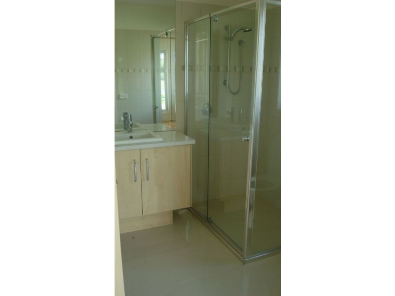 2/354 Haughton Road, Clayton VIC 3168