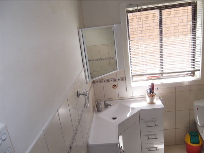 5 Ireland Road, Clayton South VIC 3169