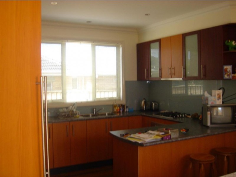 1/23 Madeleine Road, Clayton VIC 3168