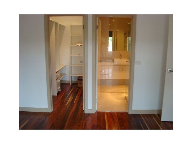 1/32 Newport Road, Clayton South VIC 3169