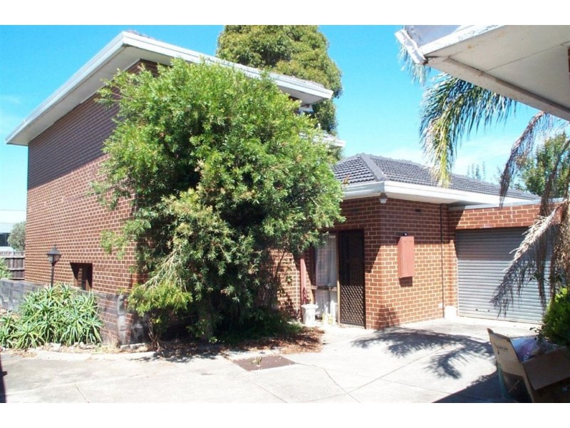 22B Renver Road, Clayton VIC 3168