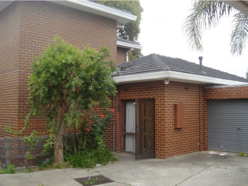 22B Renver Road, Clayton VIC 3168