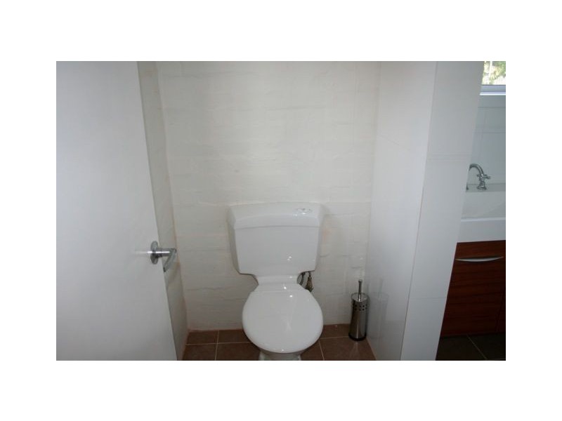 1/56 Panorama St, Clayton VIC 3168