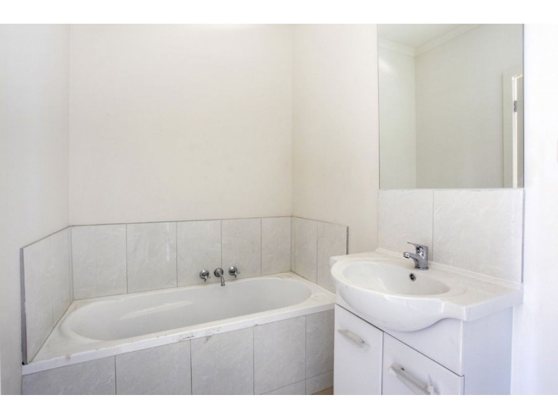 9/61-63 Kanooka Grove, Clayton VIC 3168