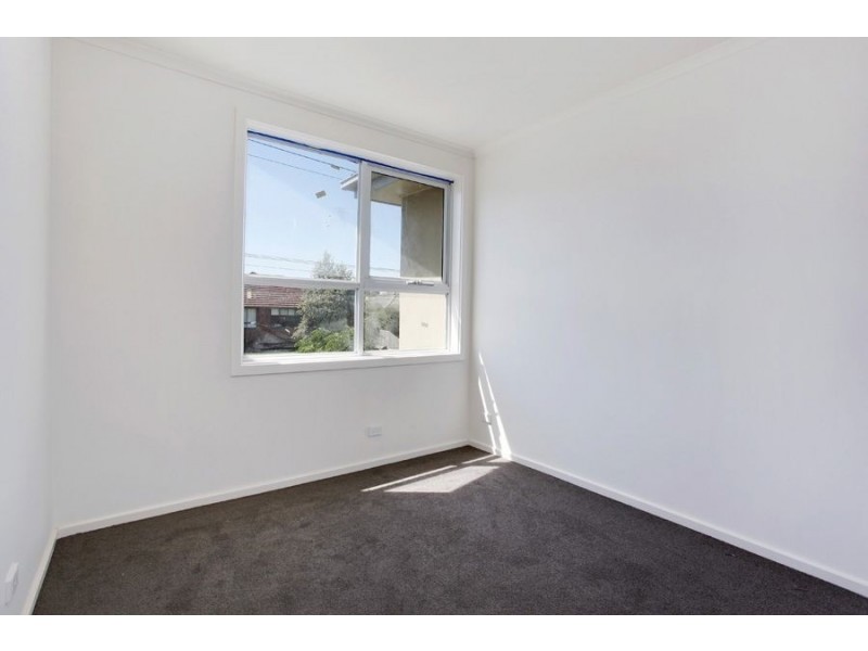 11/61-63 Kanooka Grove, Clayton VIC 3168
