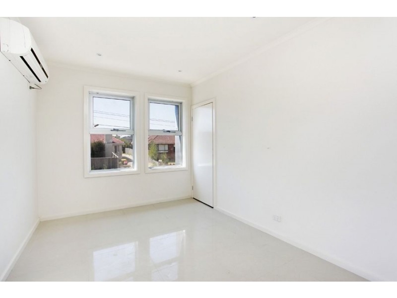 11/61-63 Kanooka Grove, Clayton VIC 3168