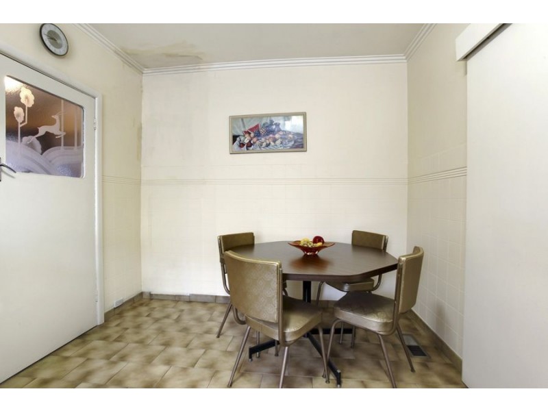 6 McGregor Street, Clayton VIC 3168