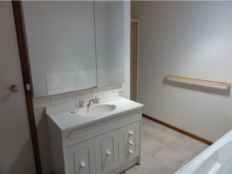 1/52 Clarinda Road, Clayton VIC 3168