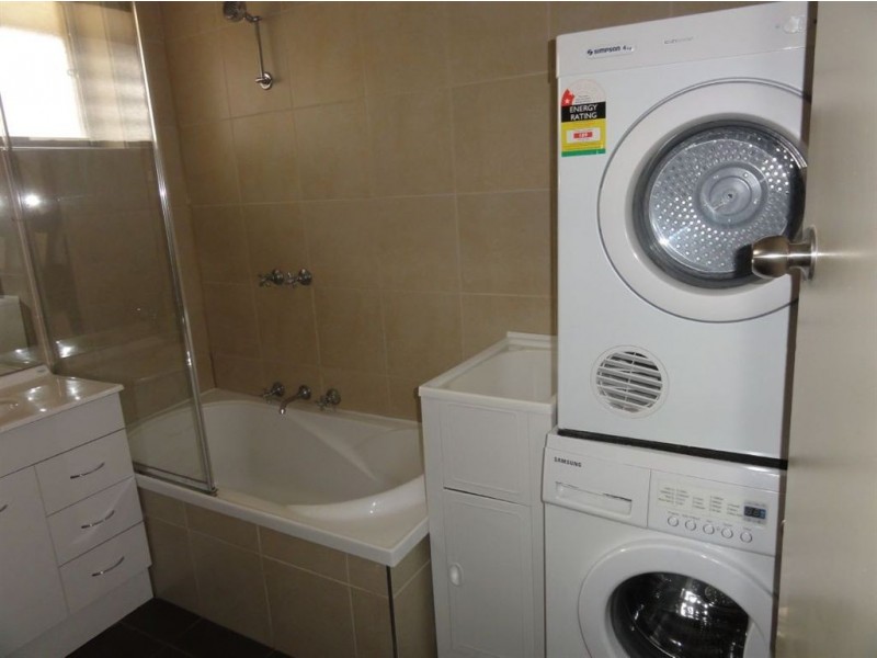 2/10 Bettina Street, Clayton VIC 3168