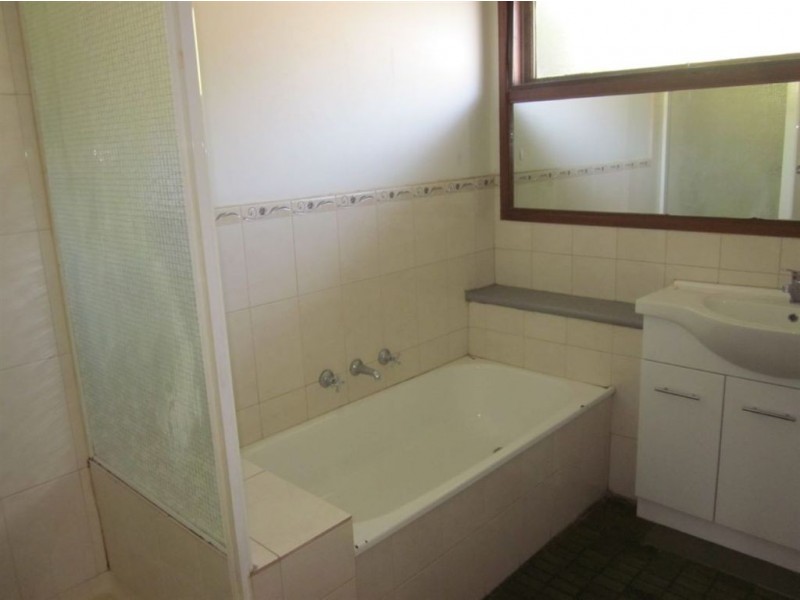 104 Bourke Road, Clayton South VIC 3169