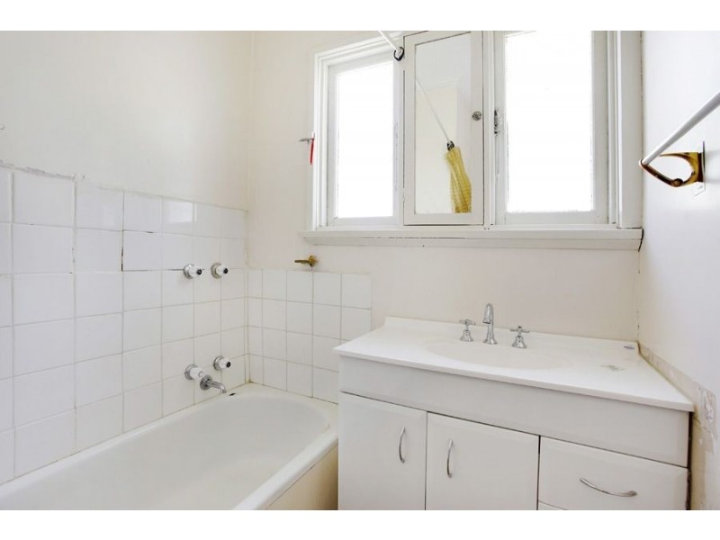 75 Jaguar Drive, Clayton VIC 3168