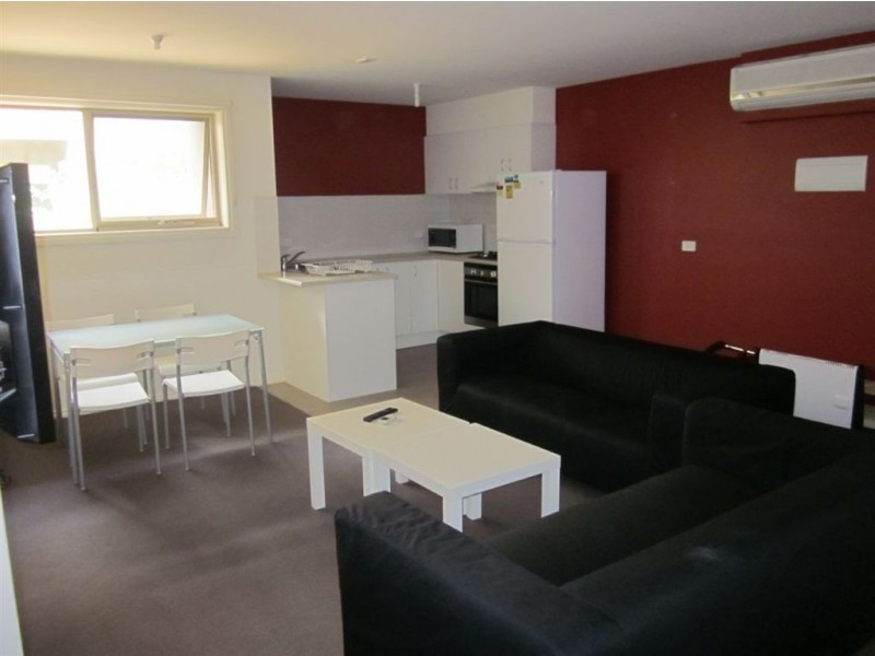 4/2 Irwin Street, Clayton VIC 3168