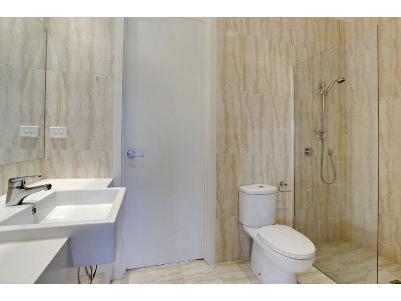 2/51 Tennyson Avenue, Clayton South VIC 3169