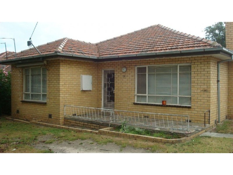 31 Cambro Road, Clayton VIC 3168
