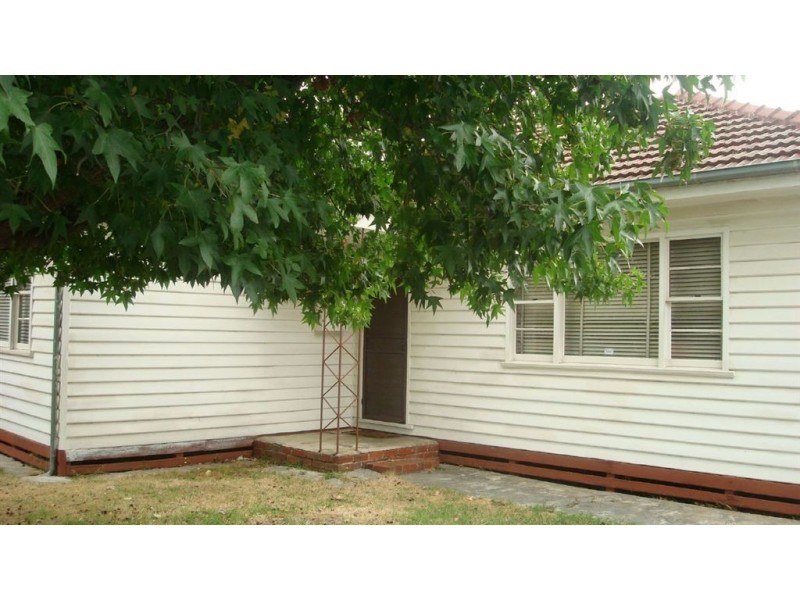 7 Ormond Road, Clayton VIC 3168