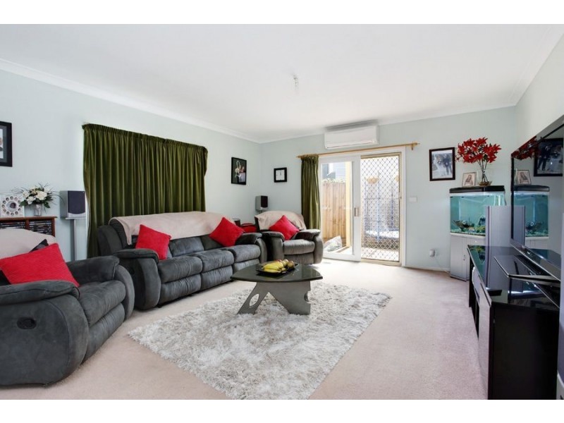 1 Rayhur Street, Clayton South VIC 3169