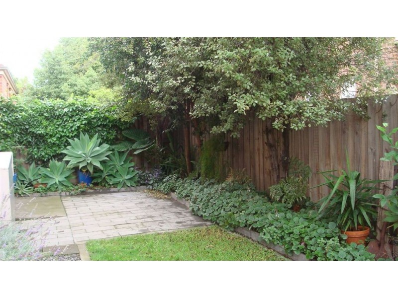 2/54 Panorama Street, Clayton VIC 3168