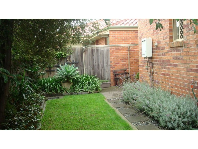 2/54 Panorama Street, Clayton VIC 3168