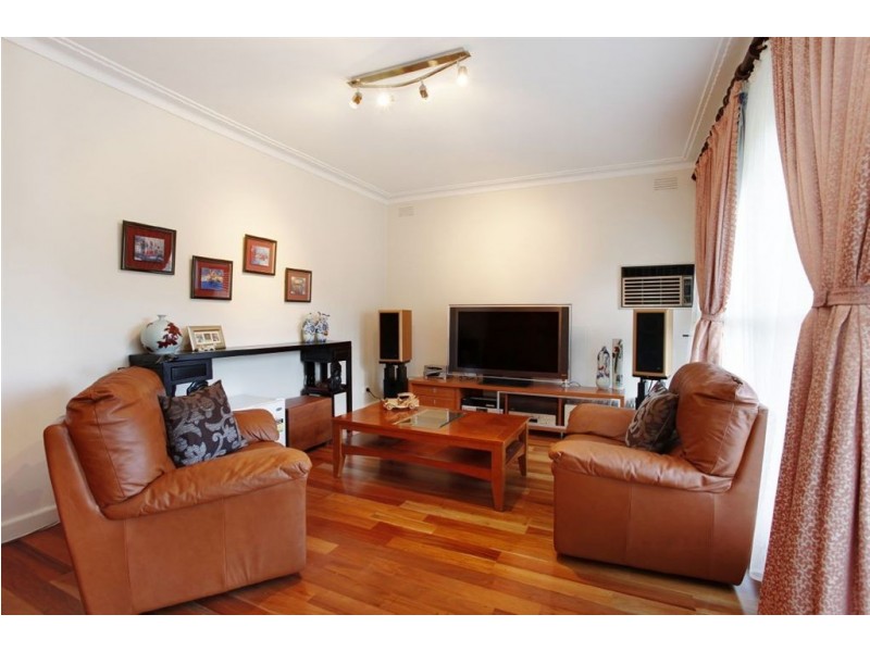 10 Curtis Avenue, Mount Waverley VIC 3149