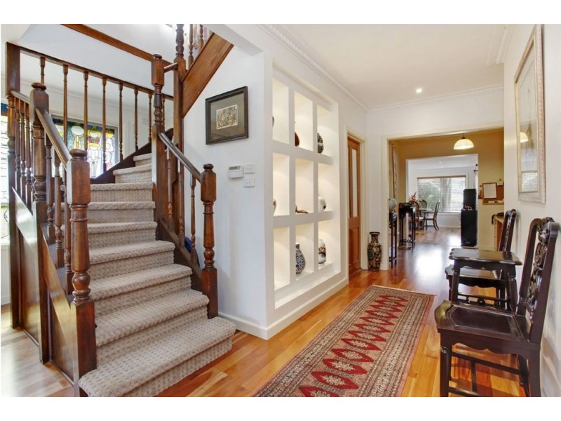 10 Curtis Avenue, Mount Waverley VIC 3149