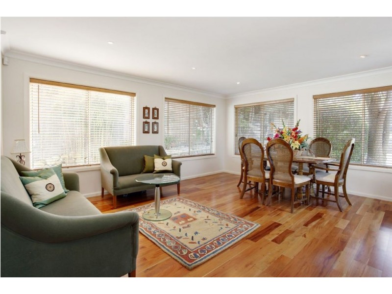 10 Curtis Avenue, Mount Waverley VIC 3149