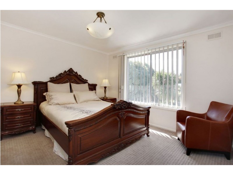 10 Curtis Avenue, Mount Waverley VIC 3149