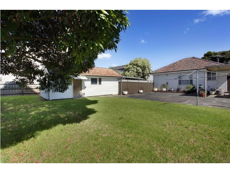 16 Stockdale Avenue, Clayton VIC 3168