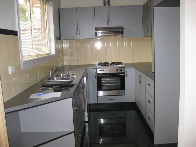 2/11 Belmont Avenue, Clayton VIC 3168