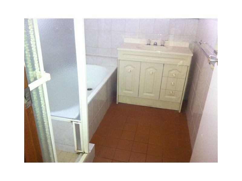 2/2023 Dandenong Road, Clayton VIC 3168