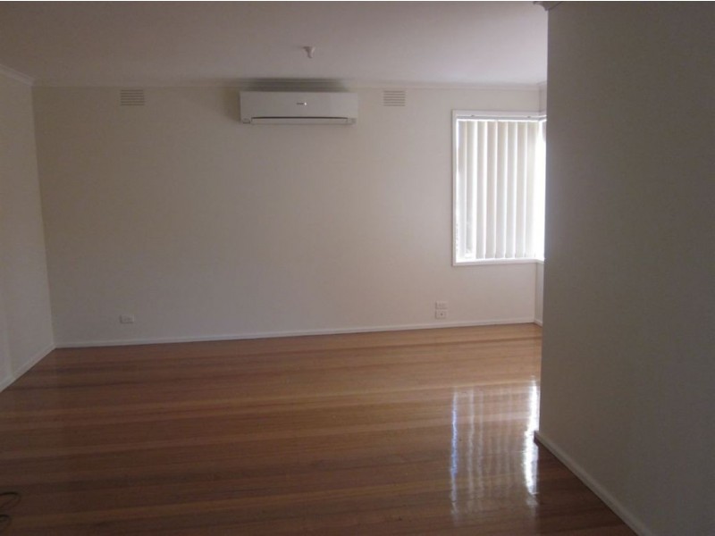 2/187 Carinish Road, Clayton VIC 3168