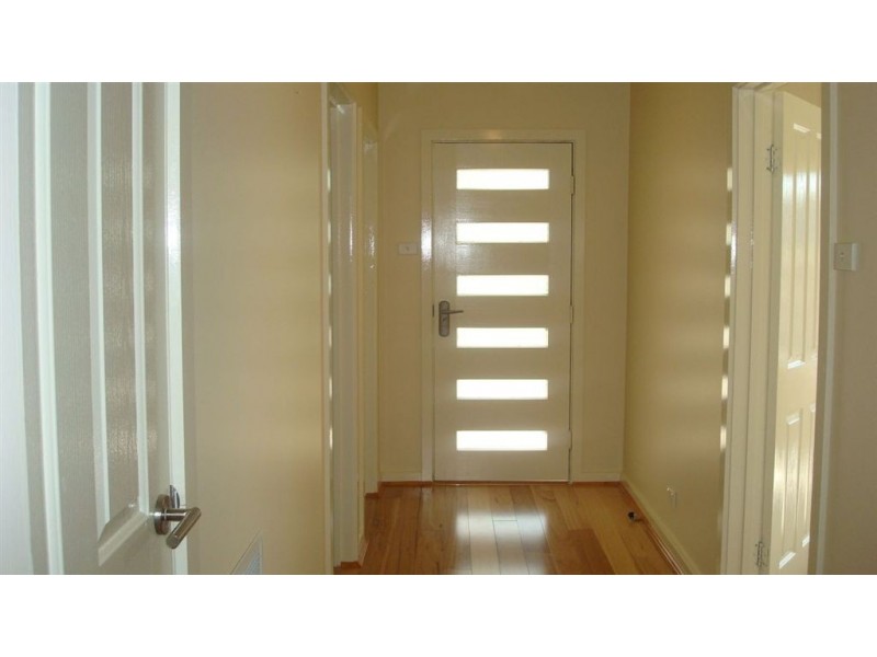 1/16 Black Street, Oakleigh East VIC 3166