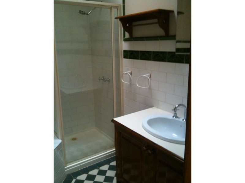 2/1 Panorama Street, Clayton VIC 3168