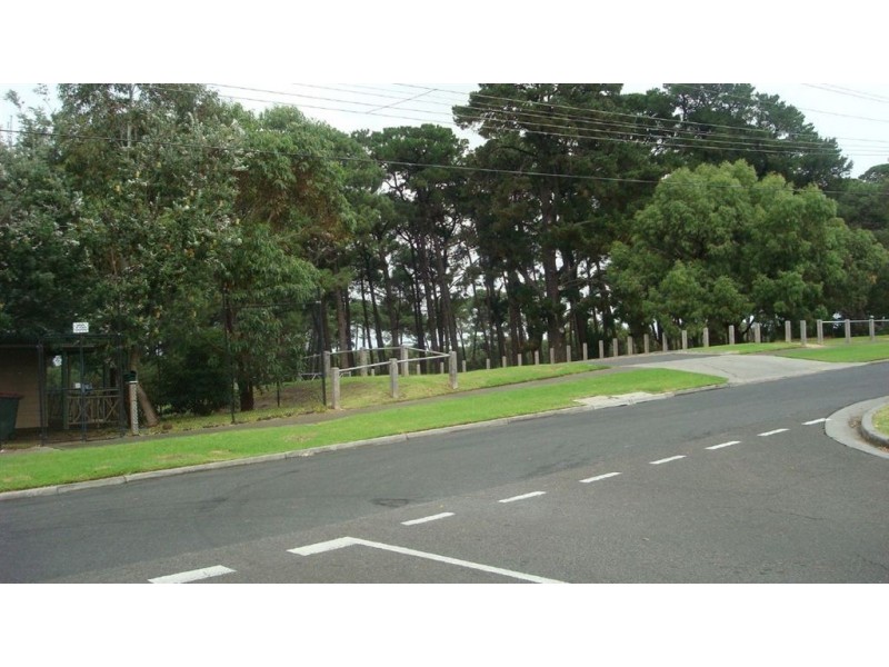 31 Worsley Avenue, Clayton South VIC 3169