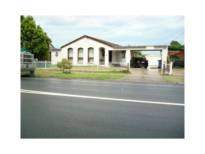 106 Kingsclere Avenue, Keysborough VIC 3173