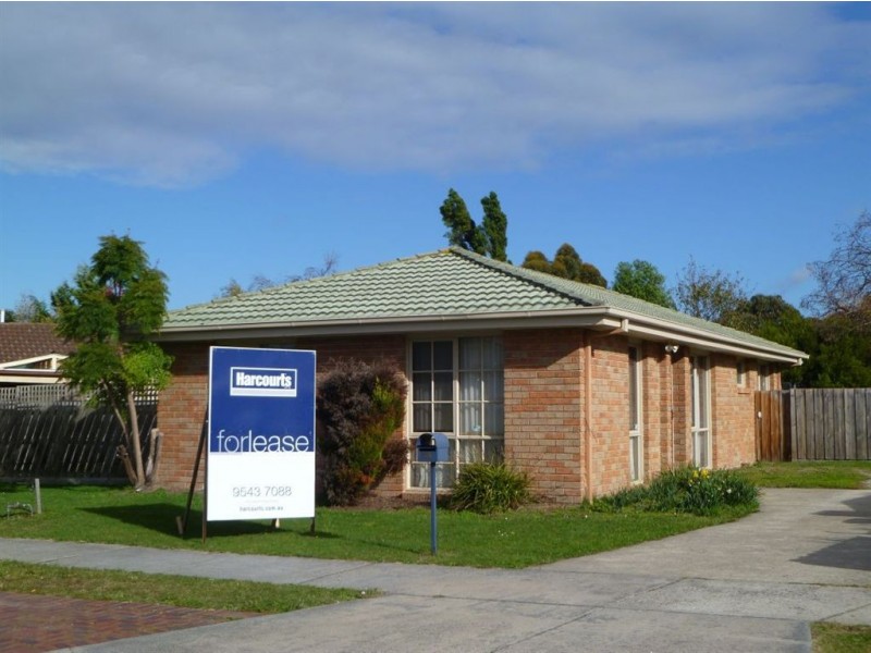 25 Insignia Crescent, Berwick VIC 3806